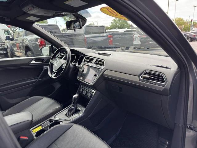 2020 Volkswagen Tiguan 2.0T SE R-Line Black