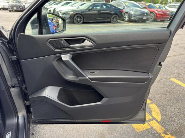 2020 Volkswagen Tiguan 2.0T SE R-Line Black