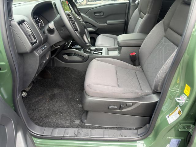 2026 Nissan Frontier Crew Cab SV 4x2