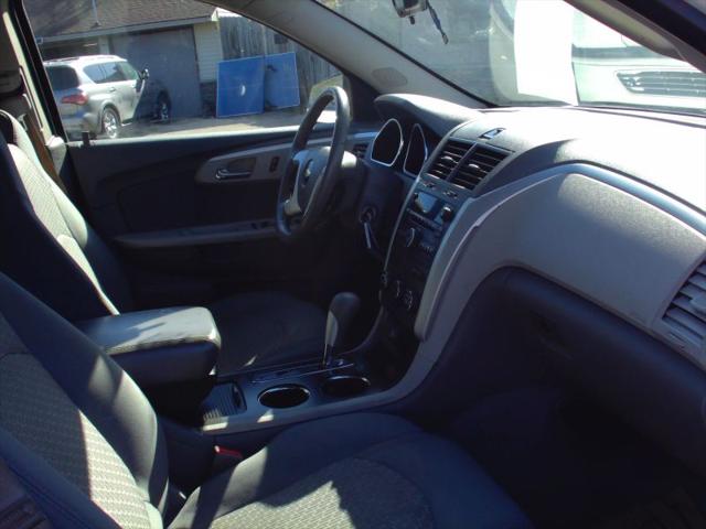 2012 Chevrolet Traverse LS