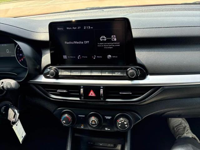 2022 Kia Forte LXS