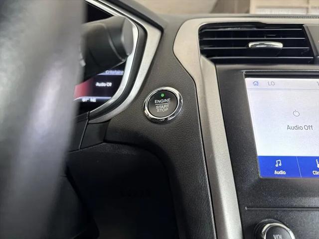 2020 Ford Fusion SE