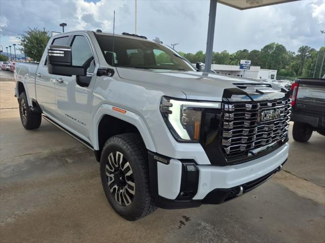 2026 GMC Sierra 2500HD Crew Cab, Standard Bed, Denali Ultimate, 4WD