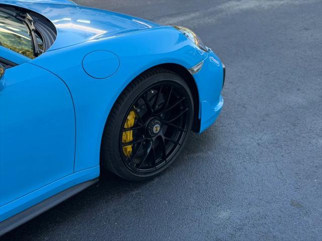 2017 Porsche 911 Turbo S