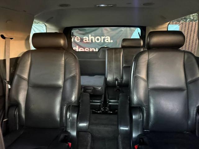 2008 Cadillac Escalade Standard