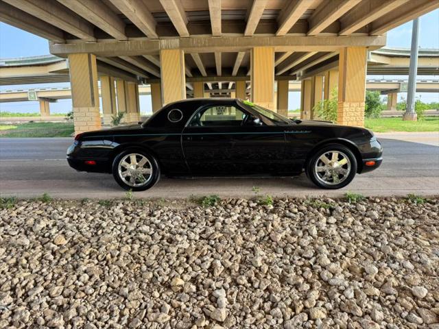 2002 Ford Thunderbird Base
