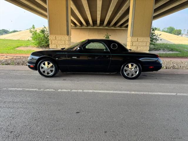 2002 Ford Thunderbird Base