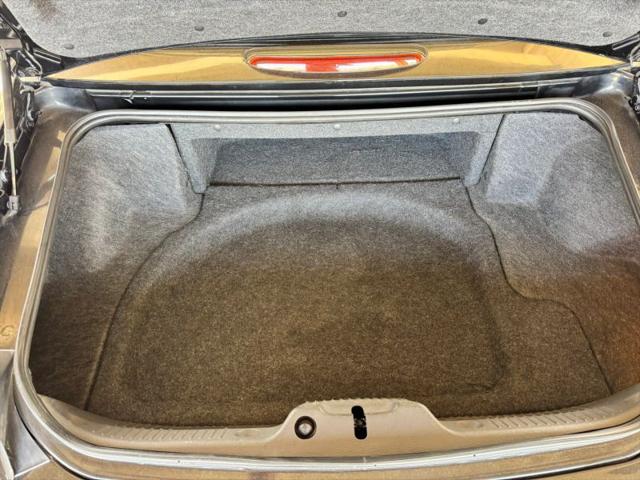 2002 Ford Thunderbird Base