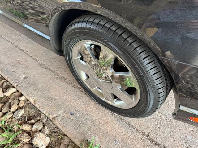 2002 Ford Thunderbird Base