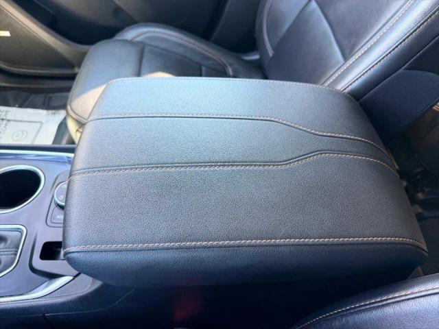 2020 Chevrolet Traverse AWD LT Leather