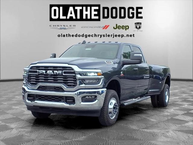 2026 RAM Ram 3500 RAM 3500 TRADESMAN CREW CAB 4X4 8 BOX