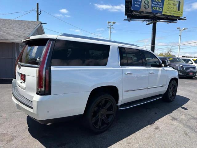 2017 Cadillac Escalade ESV Luxury