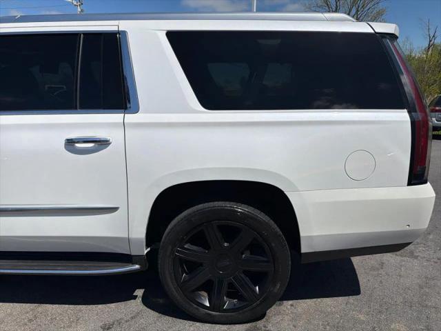 2017 Cadillac Escalade ESV Luxury