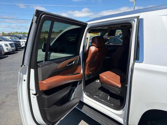 2017 Cadillac Escalade ESV Luxury