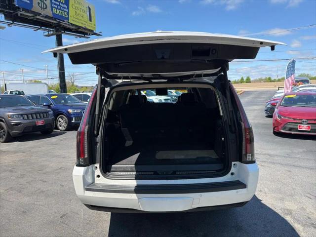 2017 Cadillac Escalade ESV Luxury