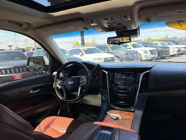 2017 Cadillac Escalade ESV Luxury
