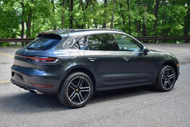 2020 Porsche Macan Base