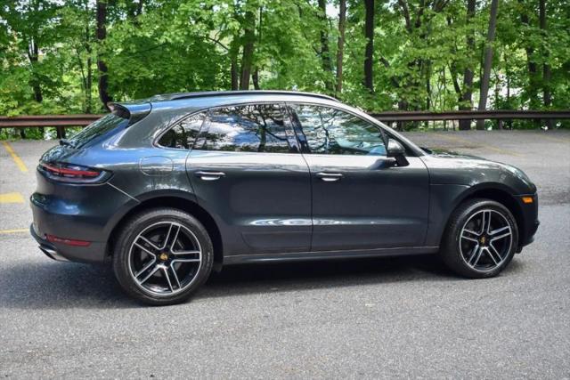 2020 Porsche Macan Base