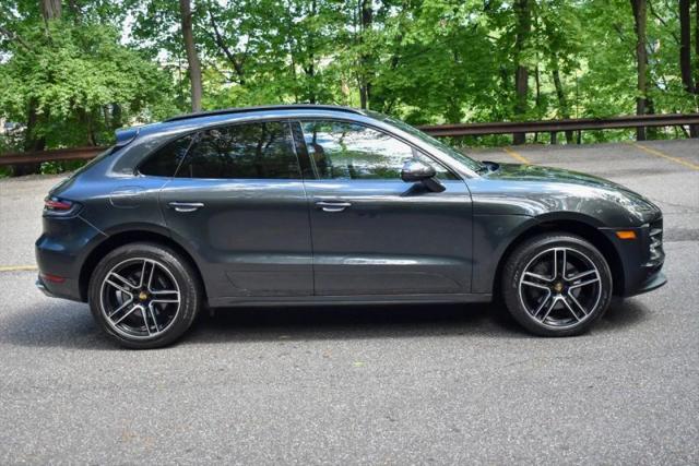 2020 Porsche Macan Base