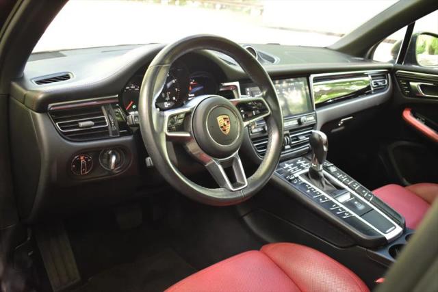 2020 Porsche Macan Base