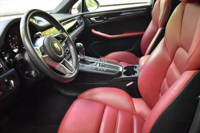 2020 Porsche Macan Base