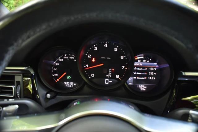 2020 Porsche Macan Base
