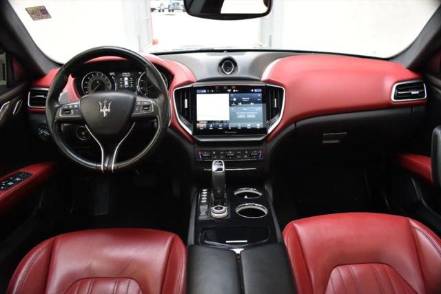 2022 Maserati Ghibli Modena Q4