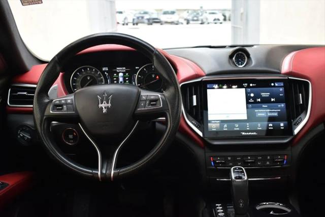 2022 Maserati Ghibli Modena Q4