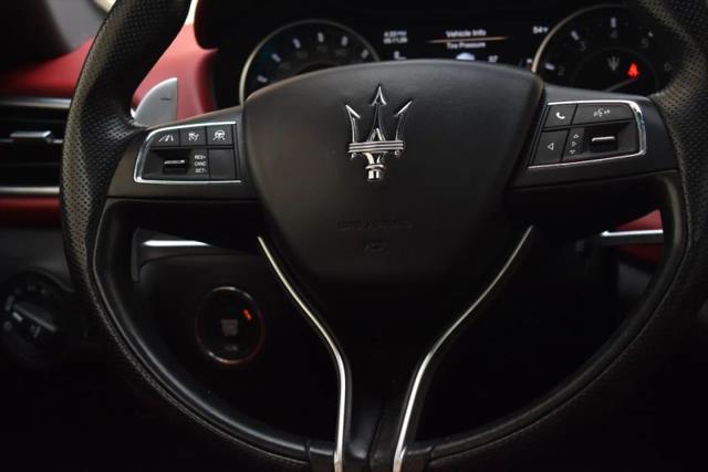 2022 Maserati Ghibli Modena Q4