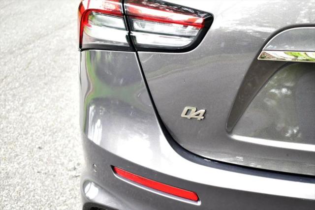 2022 Maserati Ghibli Modena Q4