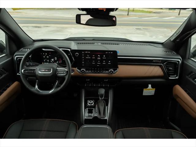 2026 GMC Canyon AT4, 4WD