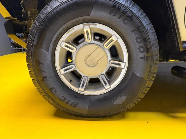 2003 HUMMER H2 Base