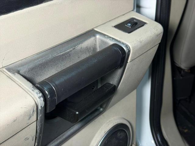 2003 HUMMER H2 Base
