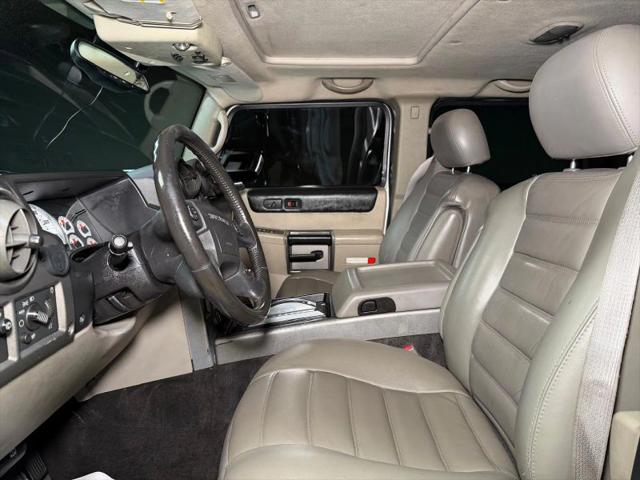 2003 HUMMER H2 Base