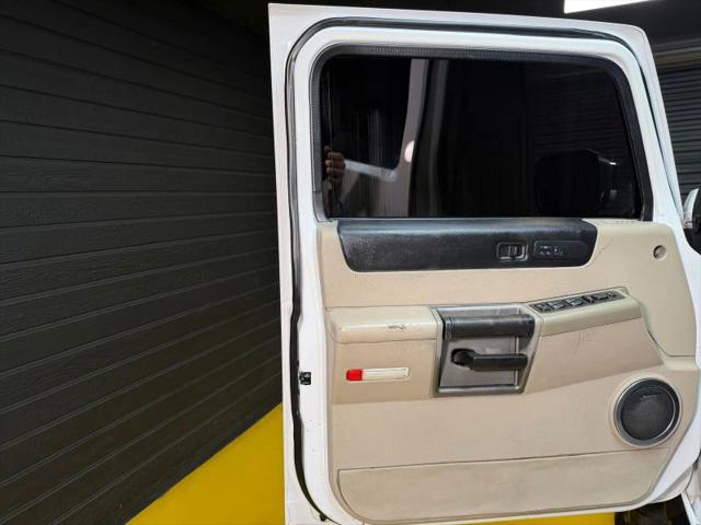 2003 HUMMER H2 Base