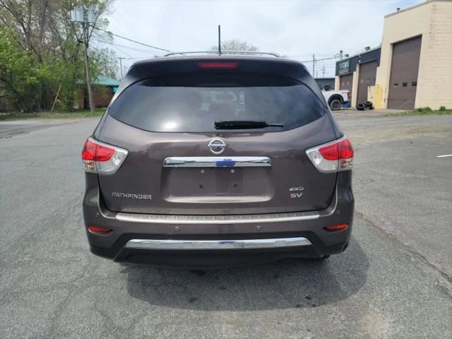 2015 Nissan Pathfinder SV