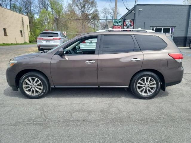 2015 Nissan Pathfinder SV