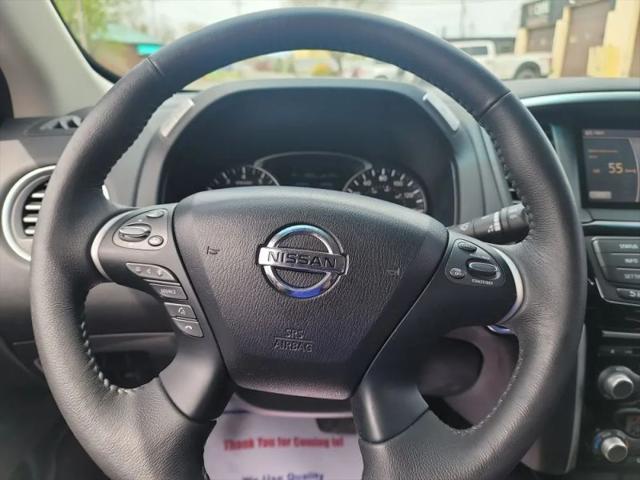 2015 Nissan Pathfinder SV