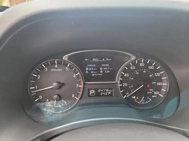 2015 Nissan Pathfinder SV