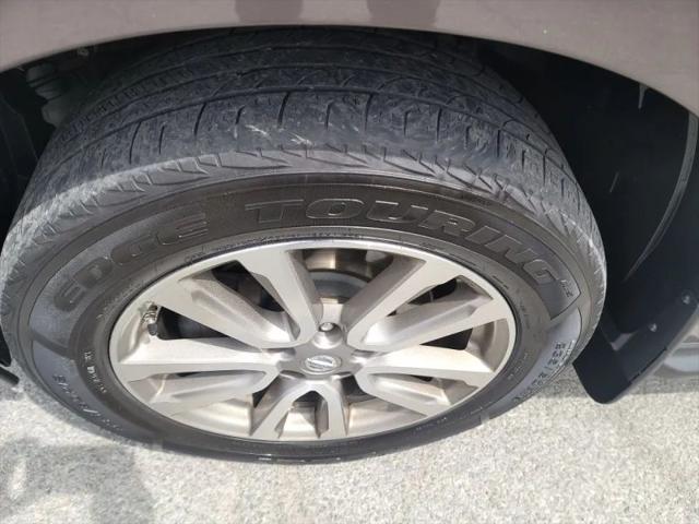 2015 Nissan Pathfinder SV