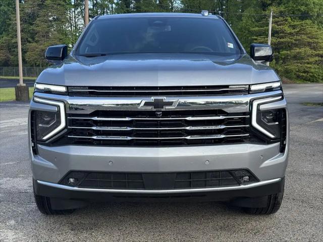 2026 Chevrolet Suburban LT, 4WD