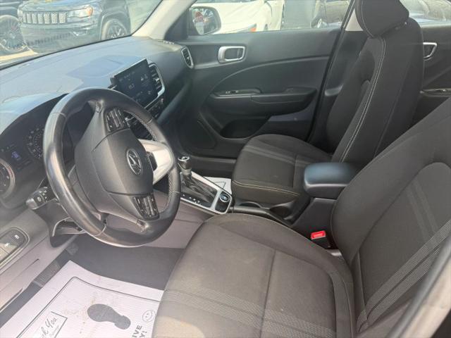 2022 Hyundai Venue SEL