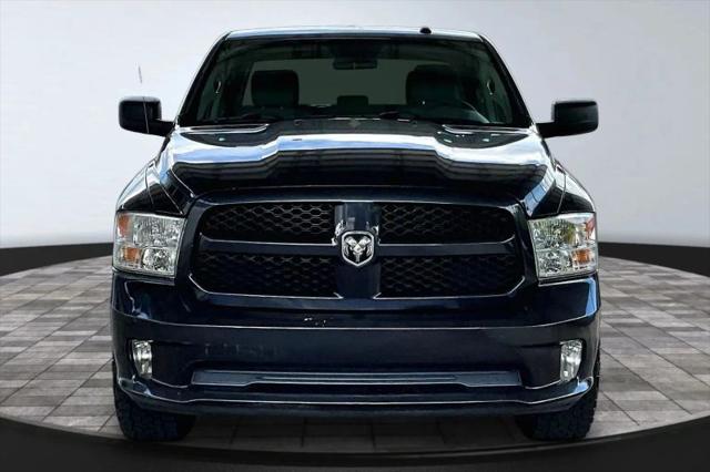 2017 Ram 1500 Express Crew Cab 4x4 5'7" Box