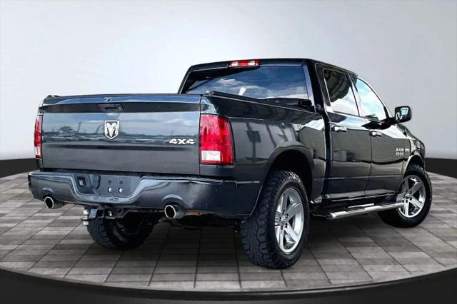 2017 Ram 1500 Express Crew Cab 4x4 5'7" Box