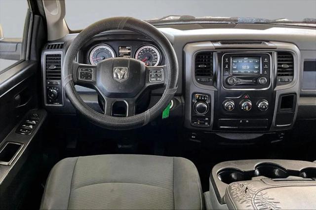 2017 Ram 1500 Express Crew Cab 4x4 5'7" Box