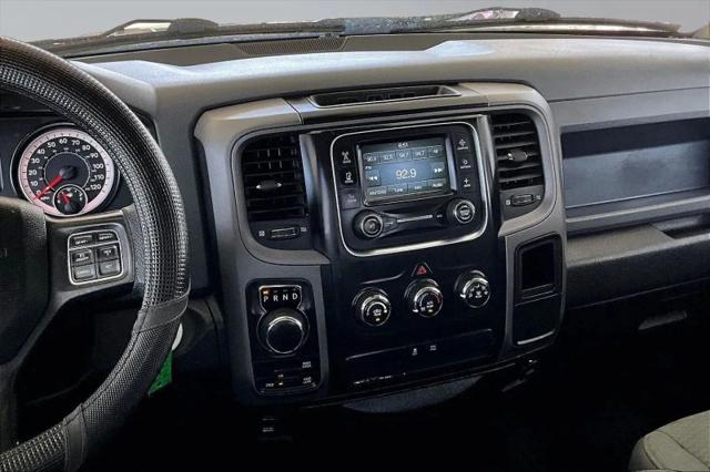 2017 Ram 1500 Express Crew Cab 4x4 5'7" Box