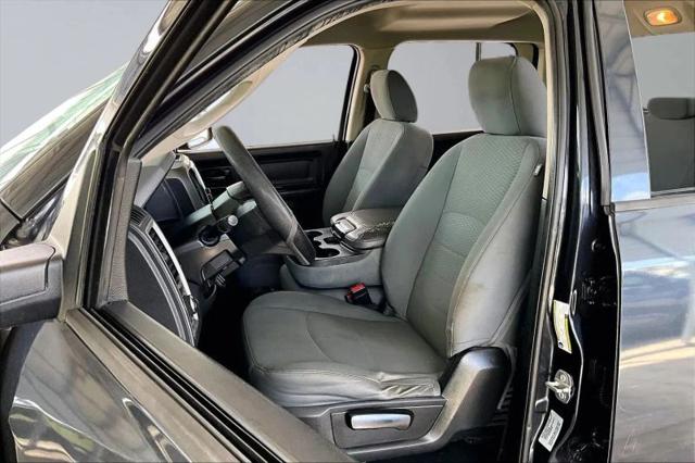 2017 Ram 1500 Express Crew Cab 4x4 5'7" Box