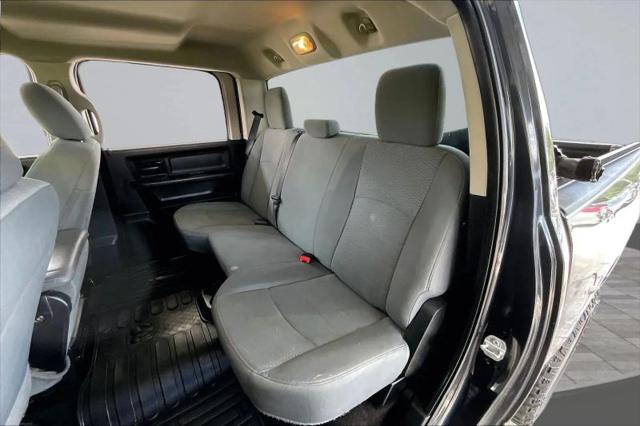 2017 Ram 1500 Express Crew Cab 4x4 5'7" Box