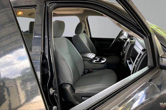 2017 Ram 1500 Express Crew Cab 4x4 5'7" Box