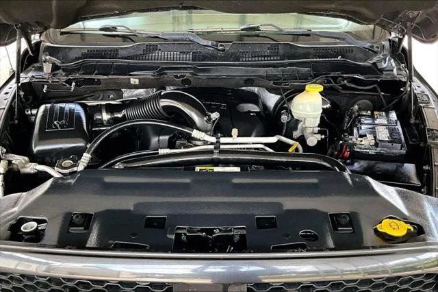 2017 Ram 1500 Express Crew Cab 4x4 5'7" Box